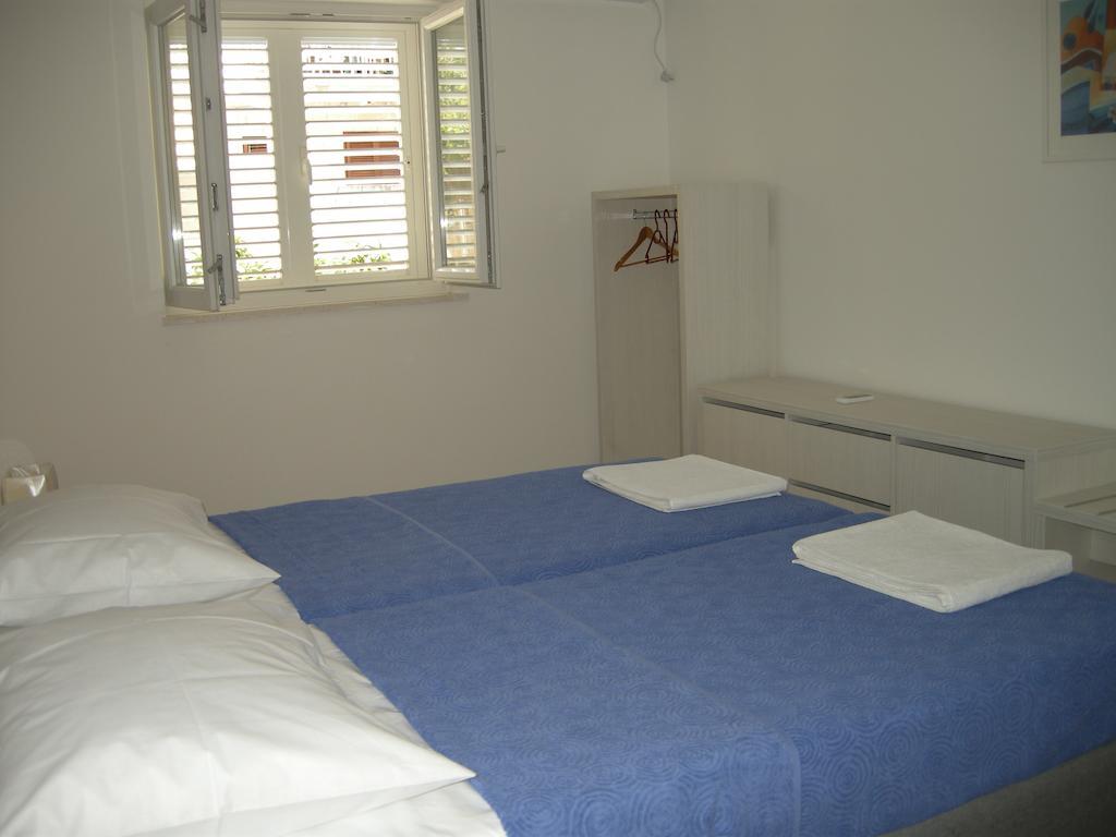 Domenica Apartments Račišće Szoba fotó